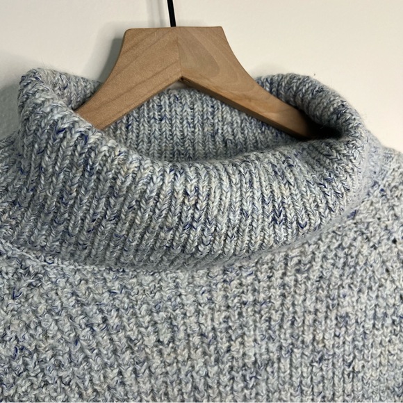 Free People Blue Chunky Knit Wool Sweater Size XS Fall Comfy Cowl Neck Boxy - Picture 5 of 8